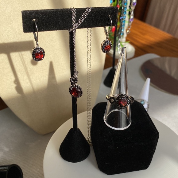 🌸 VEMELHO GARNET AND BLACK SPINEL COMPLETE SET 🌸 SIZE 8 RING 🌸 - Picture 16 of 16